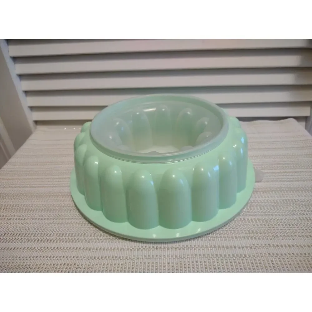 Vintage TUPPERWARE 3 Piece Jello Mold Ice Ring Mint Green 1201-2